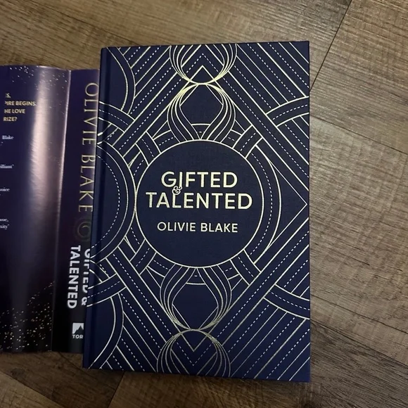 Gifted & Talented Fairyloot - Picture 2 of 5